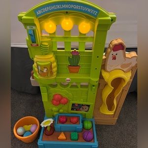 Stand up play kitchen